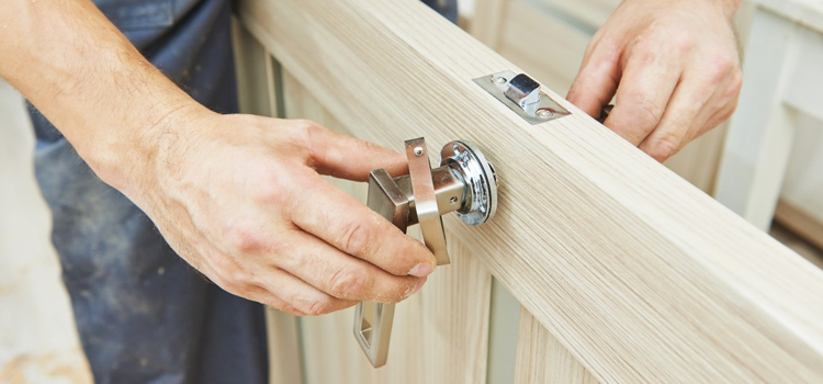 interior door repair Strawberry