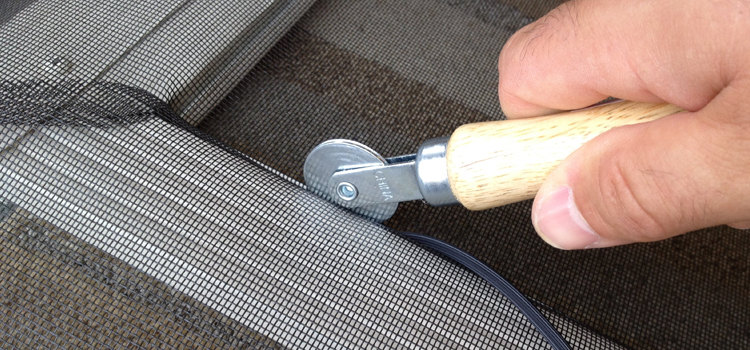 metal screen door repair in Strawberry